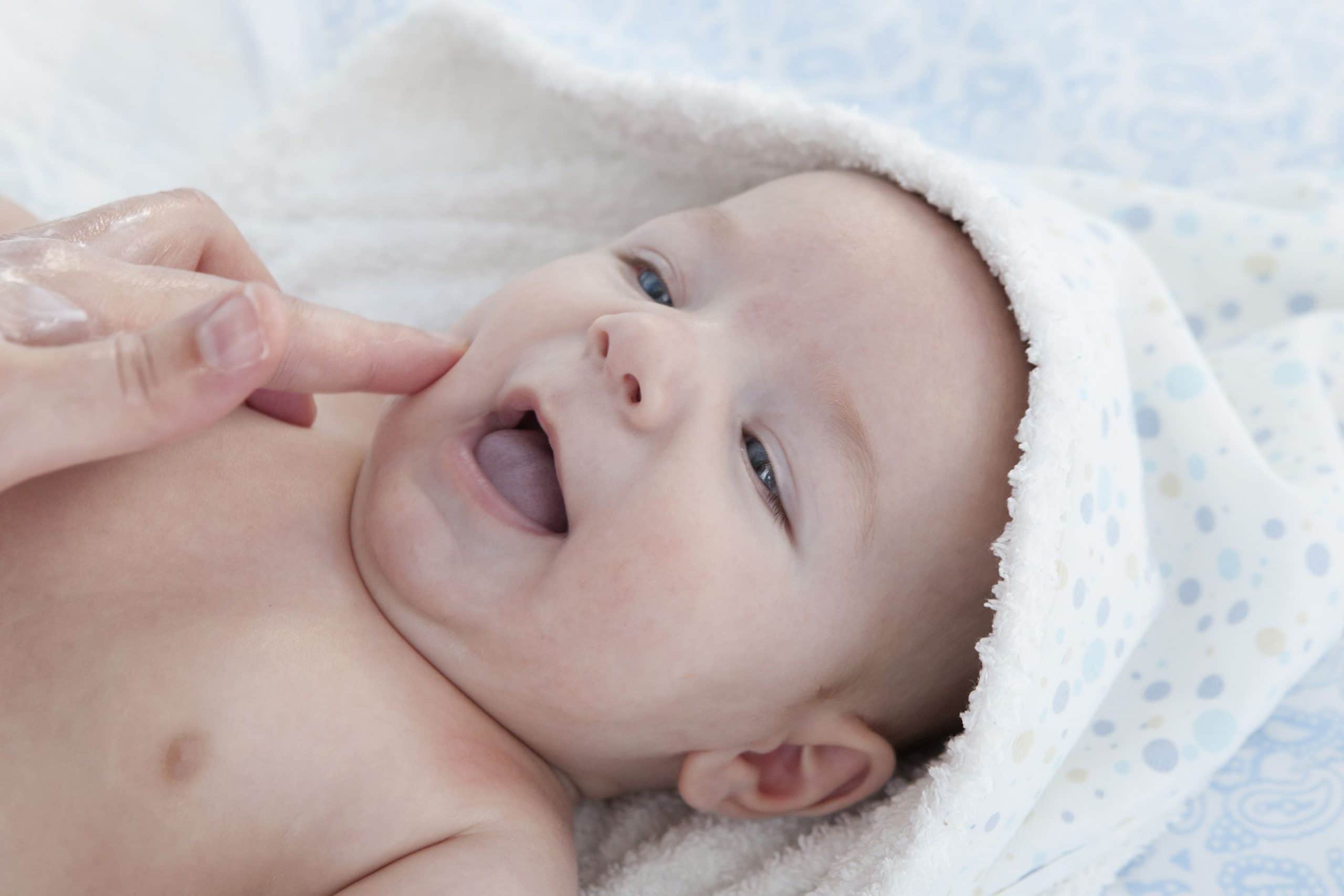 How to treat eczema in babies kidschildren