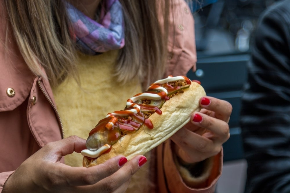 can-you-eat-a-hotdog-while-pregnant-is-it-safe
