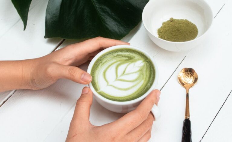 matcha-tea-while-pregnant-super-guide-pros-cons